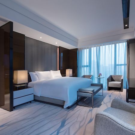 Crowne Plaza Hangzhou Qiantang - The Subway Can Reach The West Lake Scenic Area As Well As The Airport And High-Speed Rail Station, Adjacent To Jinsha Lake And Longfor Paradise Walk Exteriör bild