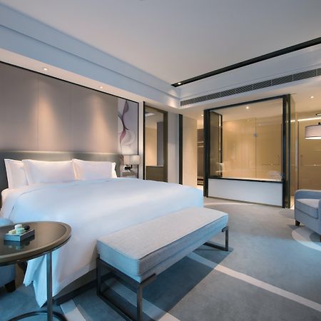 Crowne Plaza Hangzhou Qiantang - The Subway Can Reach The West Lake Scenic Area As Well As The Airport And High-Speed Rail Station, Adjacent To Jinsha Lake And Longfor Paradise Walk Exteriör bild