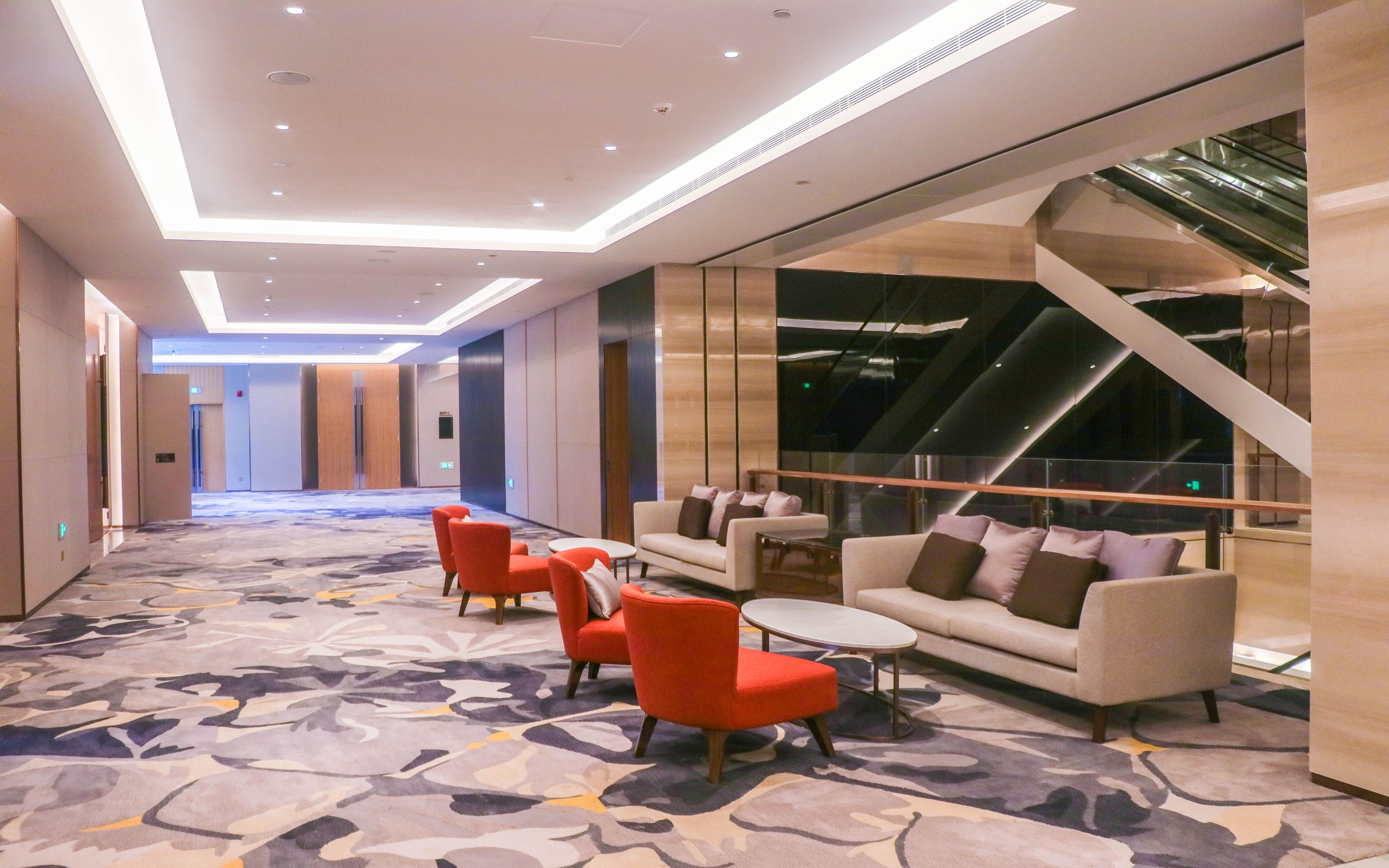 Crowne Plaza Hangzhou Qiantang - The Subway Can Reach The West Lake Scenic Area As Well As The Airport And High-Speed Rail Station, Adjacent To Jinsha Lake And Longfor Paradise Walk Exteriör bild